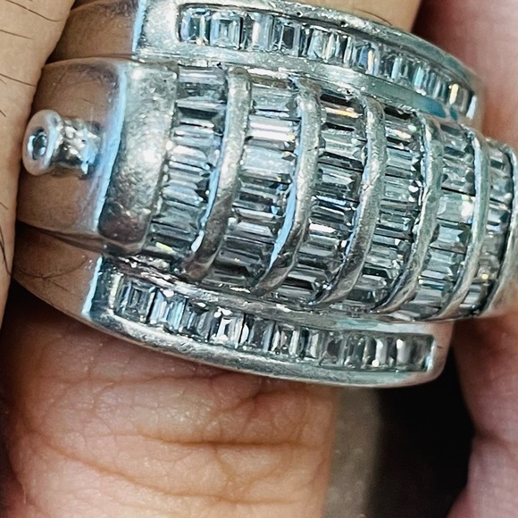 925 Sterling Silver And CZ Ring - Picture 9 of 9